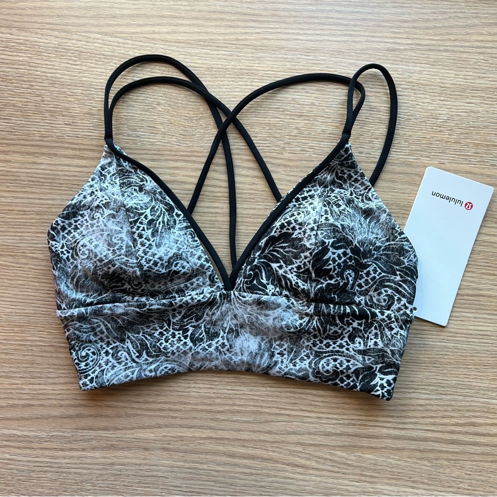 NWT Lululemon Pushing Limits Bra 6